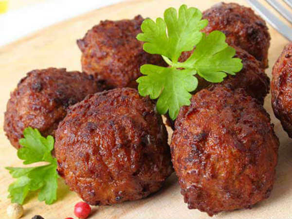 Mutton Khemma Balls - Delicious and crispy mutton kola urundai can be served as a appetizer.